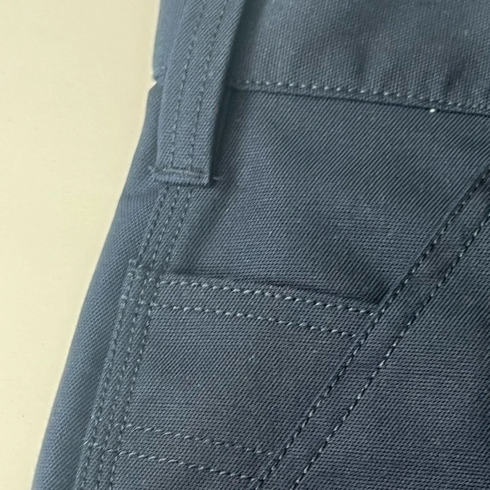 Carhartt Men’s Navy Size 30 Rugged Work Shorts Navy Blue Side Pocket
Inseam: 10” - Picture 11 of 16